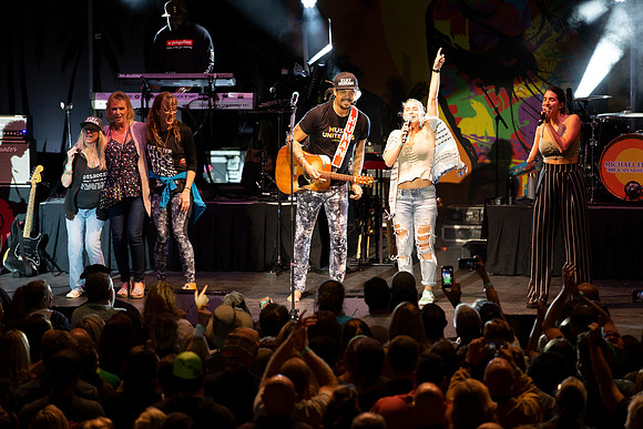 Michael Franti 10-2018-0160