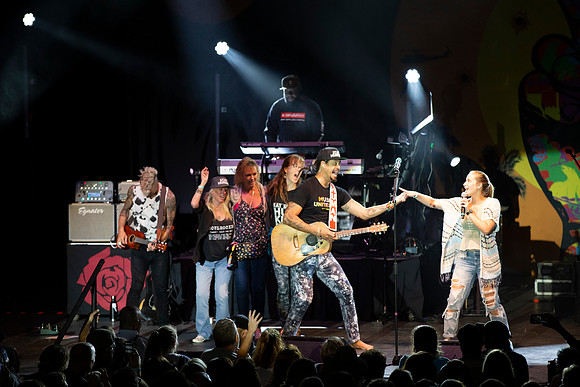 Michael Franti 10-2018-0172