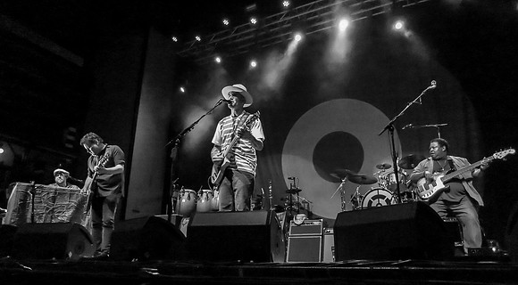 Ben Harper and The Innocent Criminals, 5-2-2017 Jannus Live