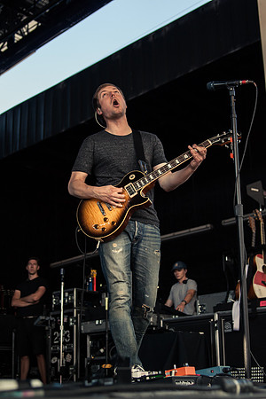 Goo Goo Dolls_Daughtry_Plain White T's (4 of 64)