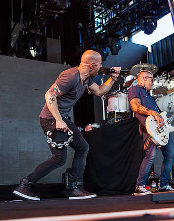 Goo Goo Dolls_Daughtry_Plain White T's (19 of 64)