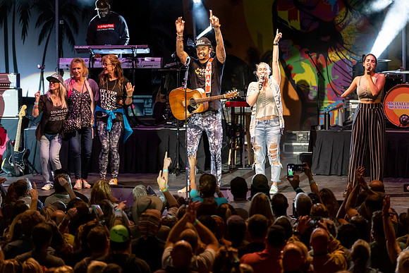 Michael Franti 10-2018-0162