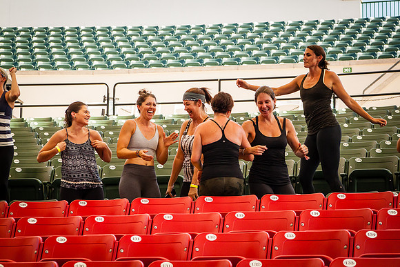 Yoga Session Soulshine Tour 2014 (15 of 22)