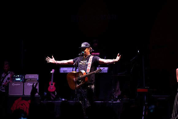 Michael Franti 10-2018-0090
